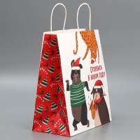 Пакет подарочный новогодний крафтовый &laquo;Оторвемся&raquo;, 28 х 32 х 15 см, Новый год