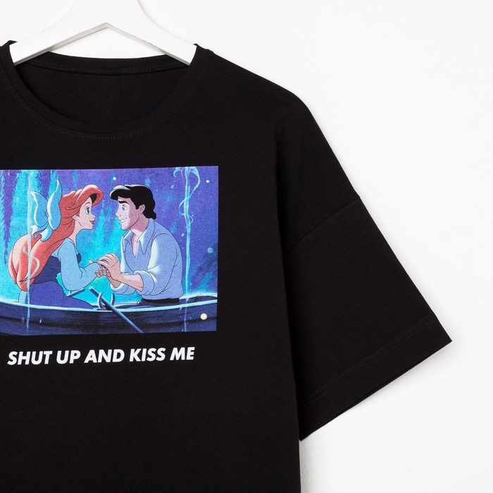 Футболка &laquo;Kiss me&raquo; Принцессы oversize, цвет чёрный