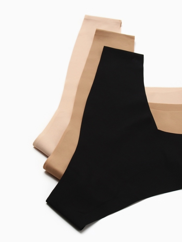 Набор бесшовных трусов стринги KAFTAN 3 шт, р-р 48-50