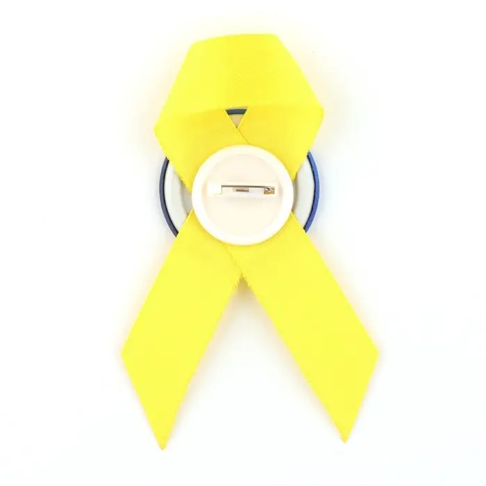 Значок с лентой на Выпускной &laquo;Выпускник&raquo;, d = 4,5 см