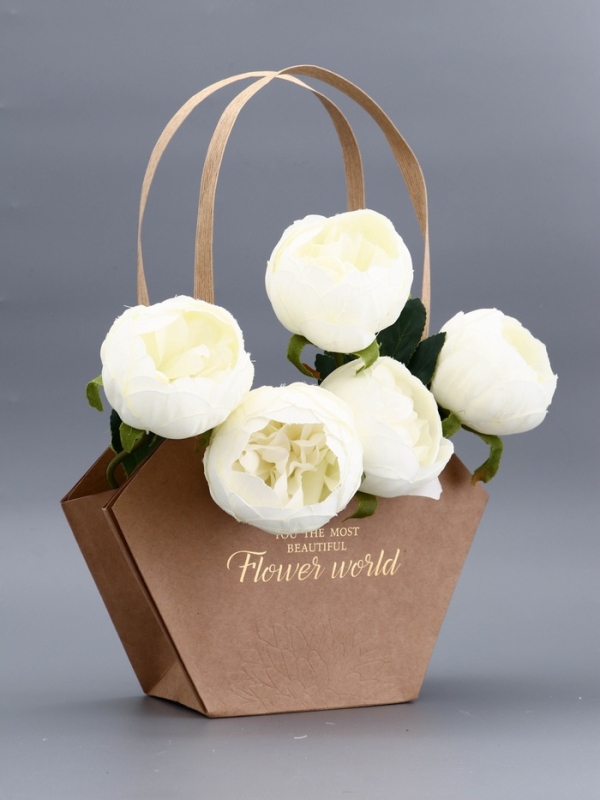 Сумка для цветов тиснение крафт, Сумка для цветов тиснение крафт, "Самой прекрасной", влагостойкая, 23х15х9 см