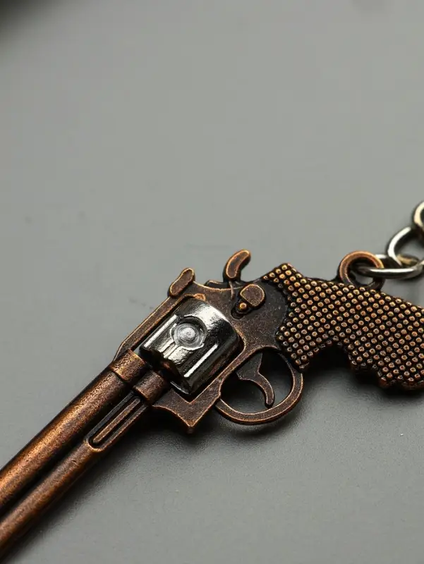 Брелок металл "Револьвер" крутится барабан МИКС 5,8х2,8х0,9 см