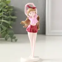 Сувенир полистоун "Девочка в розовых шортках" 5х5х15 см