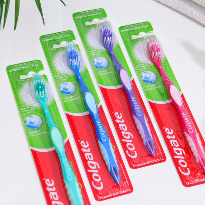 Зубная щётка Сolgate &laquo;Премьер отбеливания&raquo;, средняя жесткость