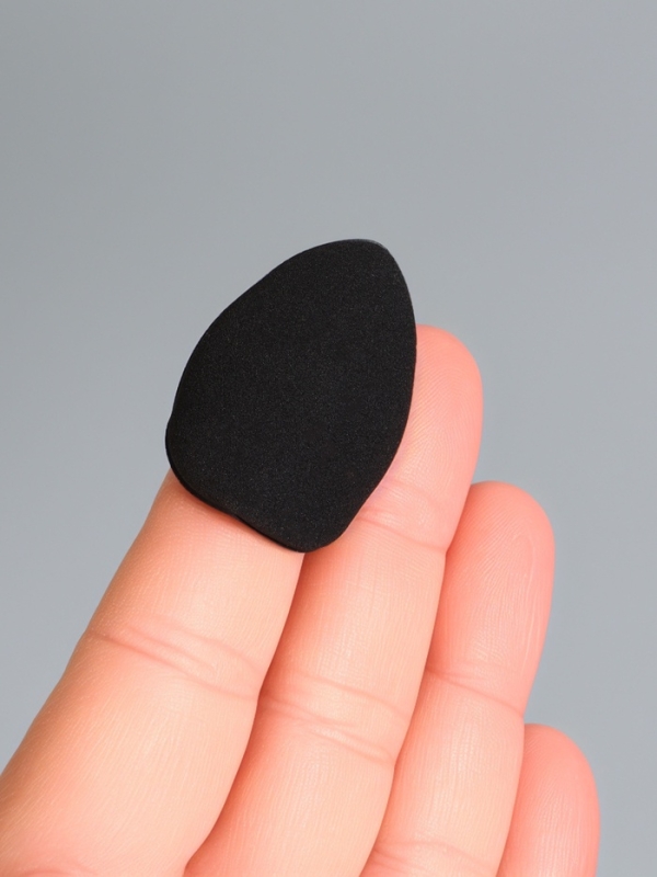 Набор спонжей д/макияжа 3шт: сердце, овал, треуг б/увел в пласт футл латекс черн пакет QF