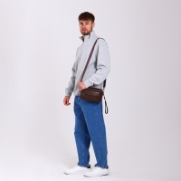 Сумка мужская через плечо, искусственная кожа, цвет коричневый