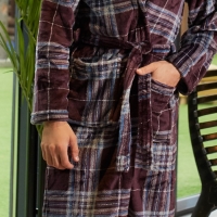 Халат мужской LoveLife «Клетка» Вид 1, one size, микрофибра, 100% п/э, 250 г/м2 Халат мужской LoveLife «Клетка» Вид 1, one size, микрофибра, 100% п/э, 250 г/м2