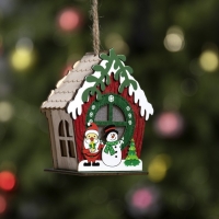 Ёлочная игрушка «Избушка со снеговиком», от батареек, свечение тёплое белое Ёлочная игрушка «Избушка со снеговиком», от батареек, свечение тёплое белое