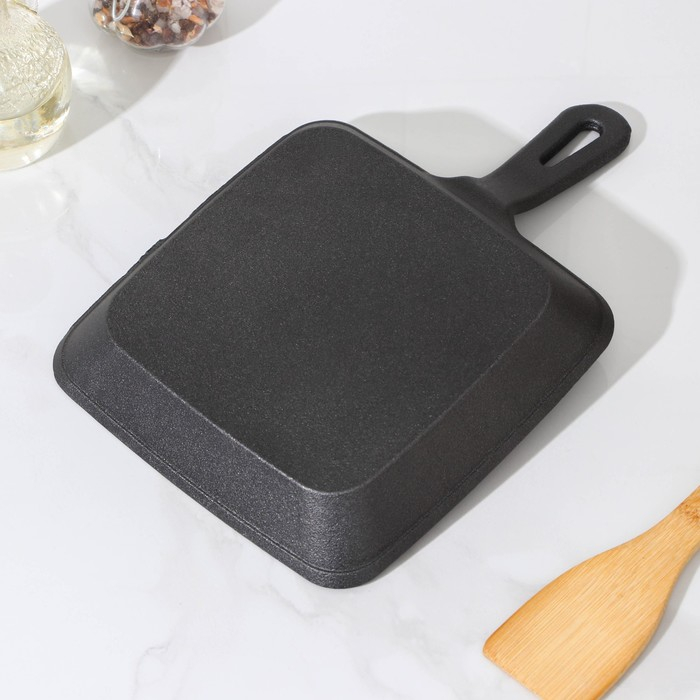 Сковорода-гриль чугунная &laquo;Квадрат. Гриль&raquo;, 19&times;19&times;3 см, чугунная ручка, цвет чёрный