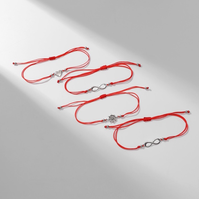 Браслет-оберег &laquo;Красная нить&raquo; Happy family мы семья, набор 4 шт., цвет серебро, d=5,5 см