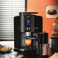 Автоматическая кофемашина Espresseria EA829810