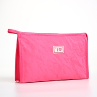 Косметичка на молнии, цвет малиновый Косметичка на молнии, цвет малиновый