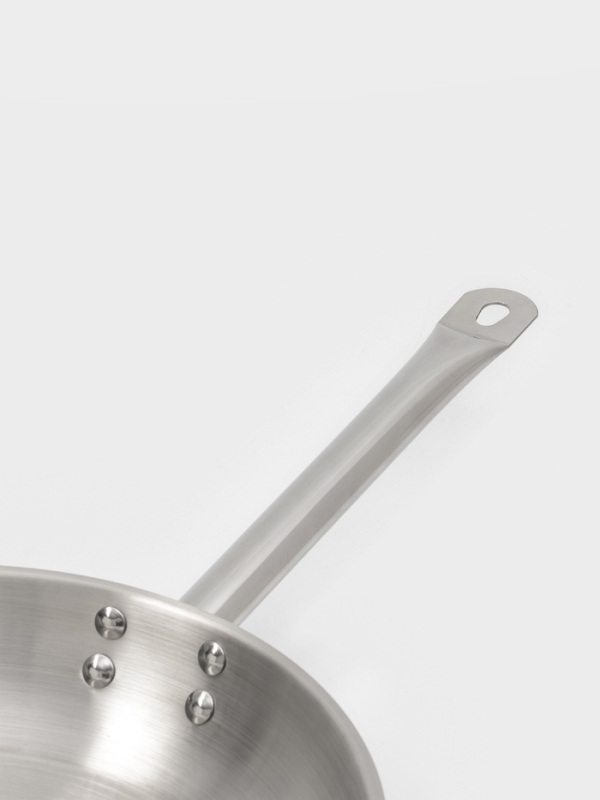 Сковорода d=34 см, h=6 см, толщина стенки 0,6 мм, индукция, дно al+fe+al