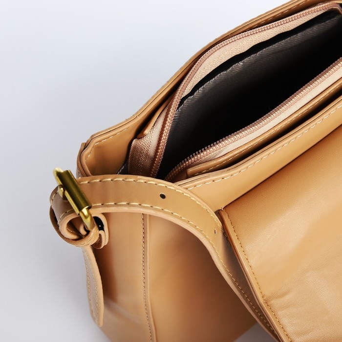 Сумка-мессенджер на клапане, цвет бежевый Сумка-мессенджер на клапане, цвет бежевый