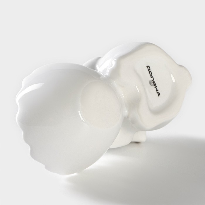 Подставка для яйца Доляна &laquo;Зайка в золотом&raquo;, 11&times;6&times;8 см, цвет белый