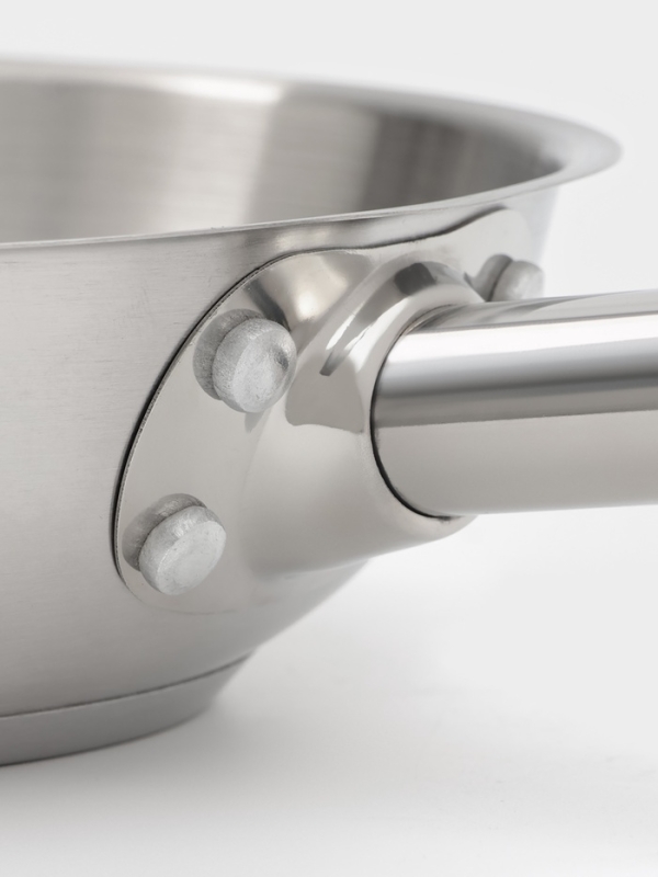 Сковорода d=20 см, h=6 см, толщина стенки 0,6 мм, индукция, дно al+fe+al