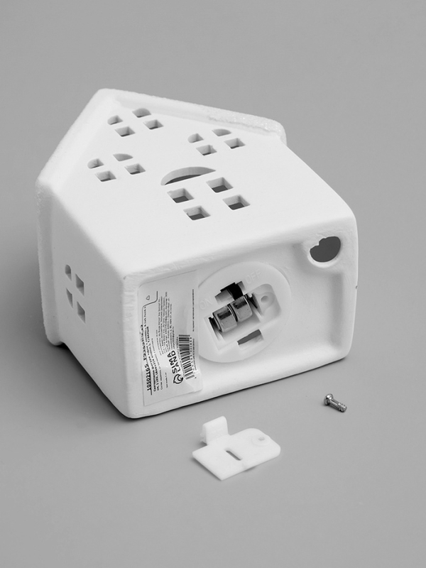 Светодиодная фигура "Дом с окнами" 8.1х5.7х10.1 см, 1 LED, LR44x3(в компл.), свечение тёплое белое