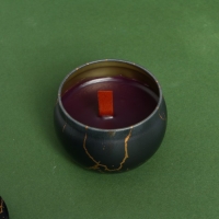 Ароматическая свеча из пчелиного воска &laquo;Тайны шика&raquo;, аромат сандал, 6 х 6 х 4 см.