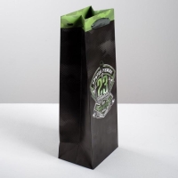 Пакет подарочный под бутылку, упаковка, &laquo;Крутой мужик&raquo;, 36 х 13 х 10 см