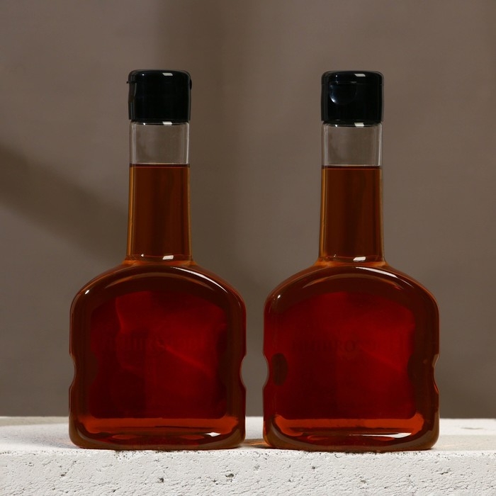 Новогодний подарочный набор косметики «Командир», гель для душа и шампунь для волос во флаконах коньяка, 2 х 250 мл, Новый Год Новогодний подарочный набор косметики «Командир», гель для душа и шампунь для волос во флаконах коньяка, 2 х 250 мл, Новый Год