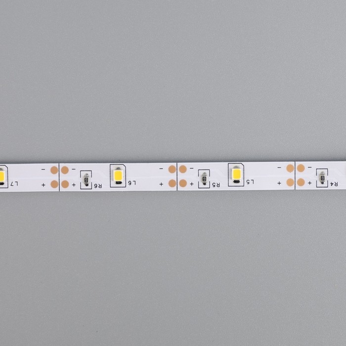 Светодиодная лента Luazon Lighting 1 м, IP20, SMD2835, 30 LED/м, 3хААА, 3000К