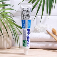 Зубная паста Весна Семейная фтор + кальций, 90 г Зубная паста Весна Семейная фтор + кальций, 90 г