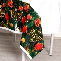 Новогодняя скатерть одноразовая &laquo;С новым годом&raquo; 137х180 см