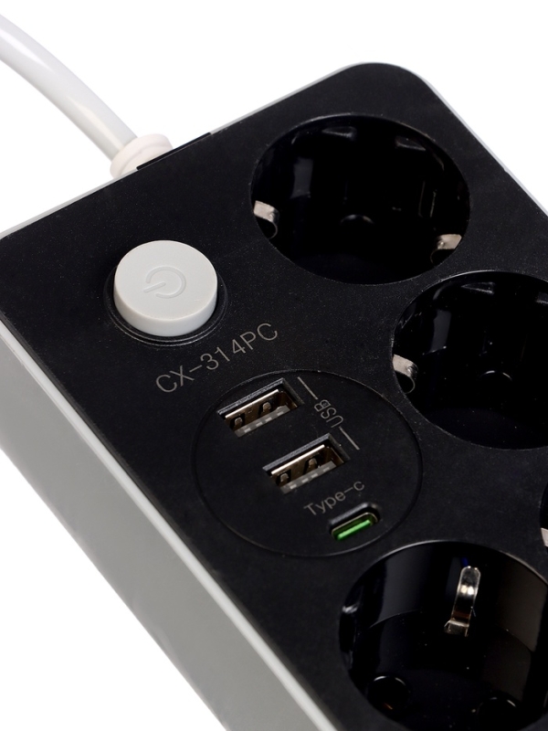 Удлинитель 4 розетки, 2м, 1300 Вт, 3х0.75 мм2, 2 USB-A,+USB-C, 2.1А, c з/к, с выкл.