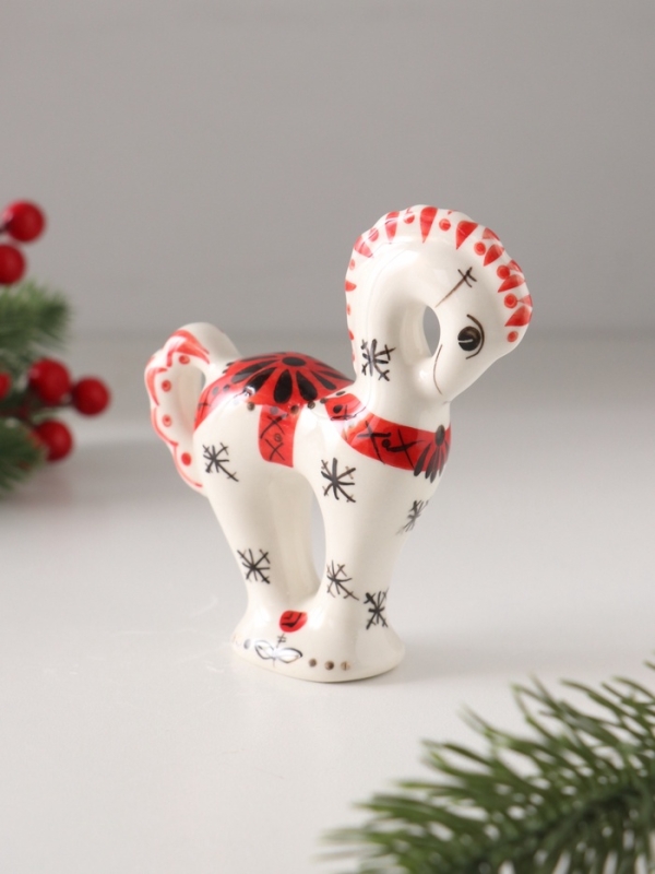 Статуэтка фарфоровая "Лошадь Классика", /авторская роспись О.Огородниковой/  10 см