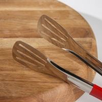 Щипцы кухонные Доляна &laquo;Яркость&raquo;, 201 сталь, 24&times;4,5 см, цвет красный