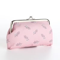 Косметичка на фермуаре, цвет розовый Косметичка на фермуаре, цвет розовый