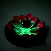 Садовый светильник для водоемов 28 х 28 х 9 см на солнечной бат-е "Лотос" лиловый N009