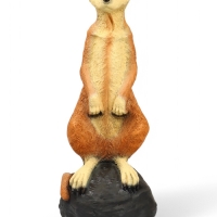 Садовая фигура из полистоуна &laquo;Большой сурикат на камне&raquo;, 60&times;24&times;22 см