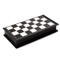 Шахматы 20 х 20 см, король h-3.3 см, d-2.5 см, доска и фигуры пластик