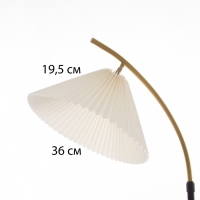 Торшер Regina 1х40Вт Е27 черный/золото 28х28х165см Торшер Regina 1х40Вт Е27 черный/золото 28х28х165см