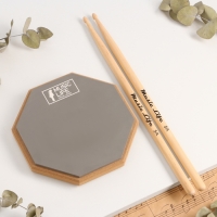 Набор барабанщика Music Life: Пэд тренировочный, d-8 дюймов + барабанные палочки, серый Набор барабанщика Music Life: Пэд тренировочный, d-8 дюймов + барабанные палочки, серый