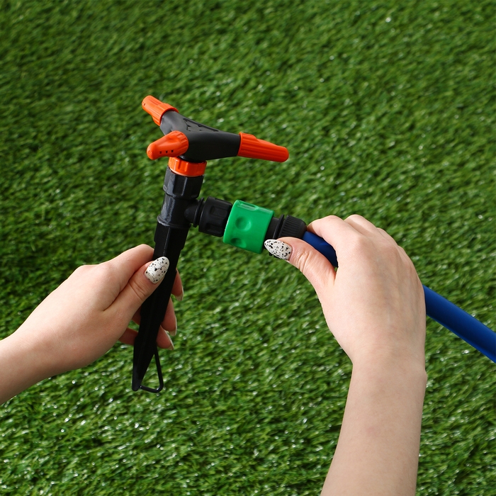 Распылитель 3-лепестковый, под коннектор, пика, пластик, «Жук» Распылитель 3-лепестковый, под коннектор, пика, пластик, «Жук»