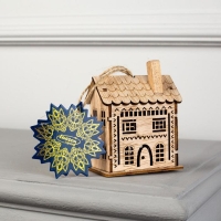 Ёлочная игрушка &laquo;Резной домик&raquo;, от батареек, свечение тёплое белое