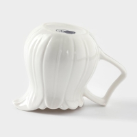 Набор фарфоровый сервировочный BellaTenero &laquo;Тюльпан&raquo;, 4 предмета: молочник 200 мл, сахарница с крышкой 170 мл, бамбуковая подставка, ложка, цвет белый