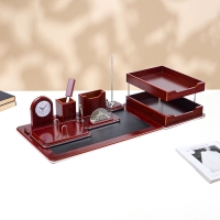 Набор настольный 7в1 (каранд-ца,подст д/ручек,визит-ца,часы Д-009,этажерка,нож канц,подст,) Набор настольный 7в1 (каранд-ца,подст д/ручек,визит-ца,часы Д-009,этажерка,нож канц,подст,)