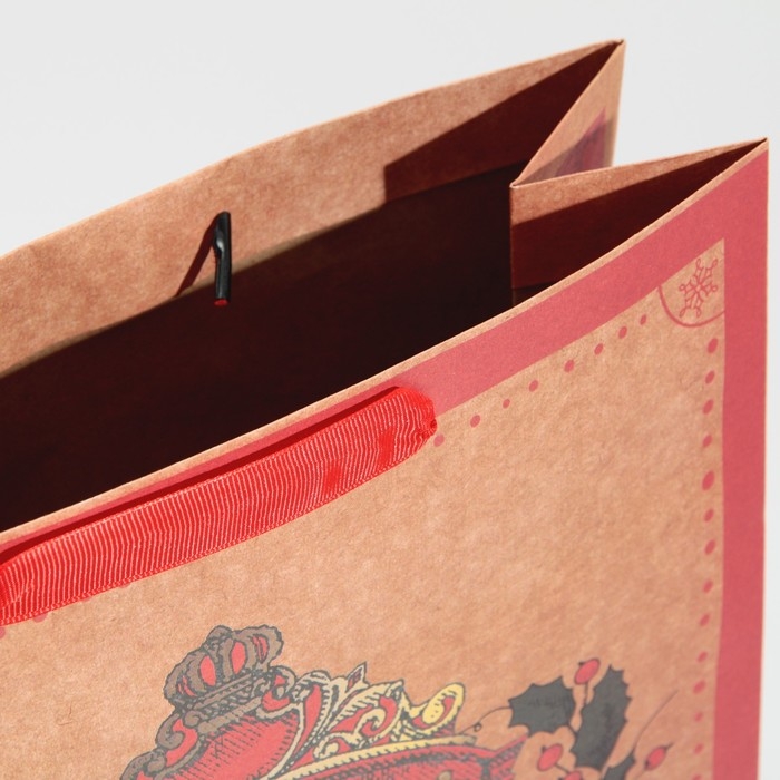 Пакет подарочный новогодний крафтовый вертикальный &laquo;Уют и тепло&raquo;, L 31 х 40 х 11.5 см, Новый год