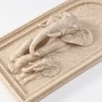 Панно интерьерное полистоун "Слон со слонёнком в джунглях" песочный 19,2х7,4х37,2 см