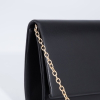 Сумка-клатч на клапане, цвет чёрный