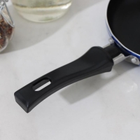 Сковорода &laquo;Лерой&raquo;, d=14 см, пластиковая ручка, антипригарное покрытие, цвет МИКС