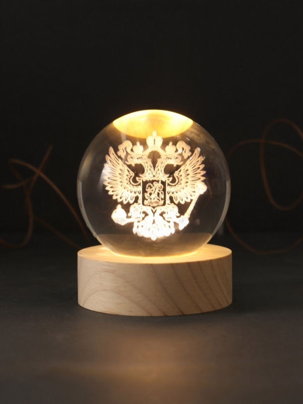 Сувенир стекло подсветка "Шар. Герб" d=6 см подставка дерево, USB