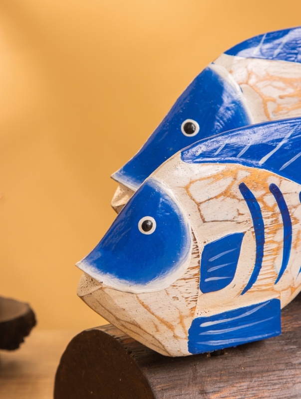 Сувенир &laquo;Экзотические рыбки&raquo;, 30&times;11&times;18 см, дерево, бело-синий