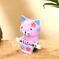 Сувенир "Кот с табличкой WELCOME" дерево 8х5х10 см, цв. сиреневый
