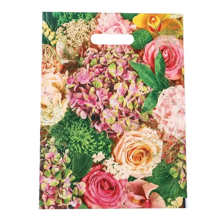 Пакет полиэтиленовый с вырубной ручкой &laquo;Розы и трава&raquo; 30 х 40 см, 50 мкм