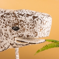 Сувенир на подставке "Кашалот" дерево 40х10х23 см