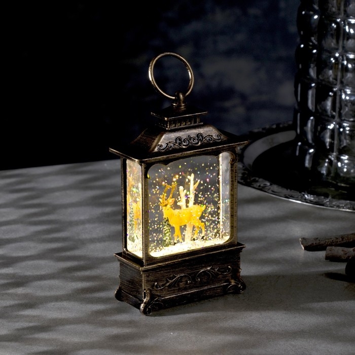 Светодиодная фигура &laquo;Фонарь с оленем&raquo; 7.6 &times; 13.5 &times; 3.2 см, пластик, блёстки, батарейки AG13х3 (в комплекте), свечение тёплое белое